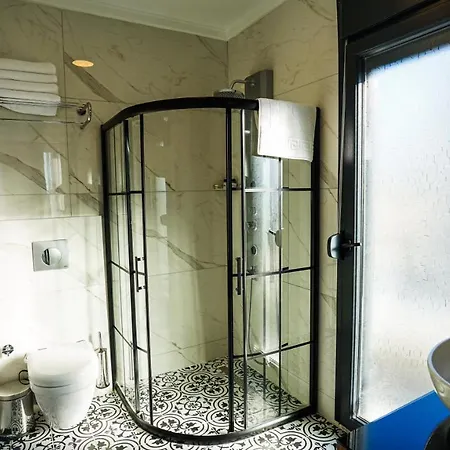 Cunda Garden Hotell *