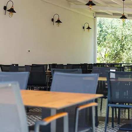 Cunda Garden Hotel *