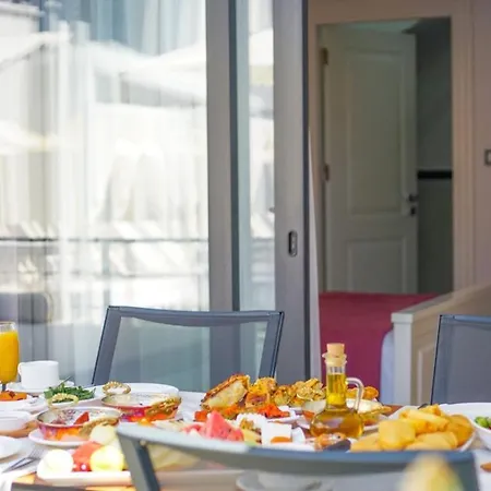 Cunda Garden Hotell *