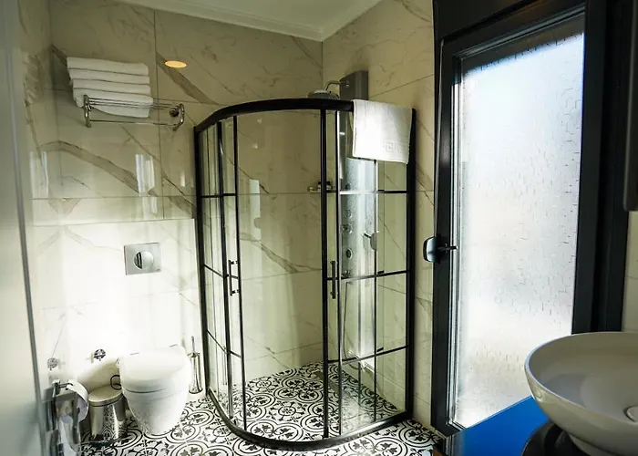 Cunda Garden Hotel *